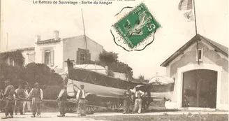 Ancien abri du canot de sauvetage Ancien abri du canot de sauvetage