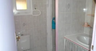 Meublé "Mimosa" - Ménia Galvan Meublé "Mimosa" - Ménia Galvan