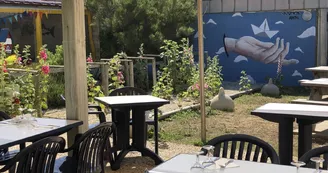 Le Café de la Mer Le Café de la Mer