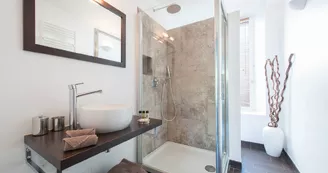 Chambre d'hôtes 10 personnes - Entre Hôtes Chambre d'hôtes 10 personnes - Entre Hôtes