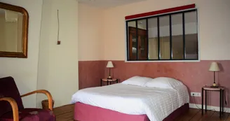 Appartement 3 personnes - Gîtes de la Petite Roche : la Mansarde Appartement 3 personnes - Gîtes de la Petite Roche : la Mansarde