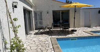 Chambres d'hôtes 9 personnes - Les Pertuis Rochelais Chambres d'hôtes 9 personnes - Les Pertuis Rochelais