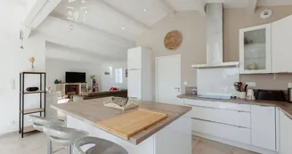 Villa Tikaz